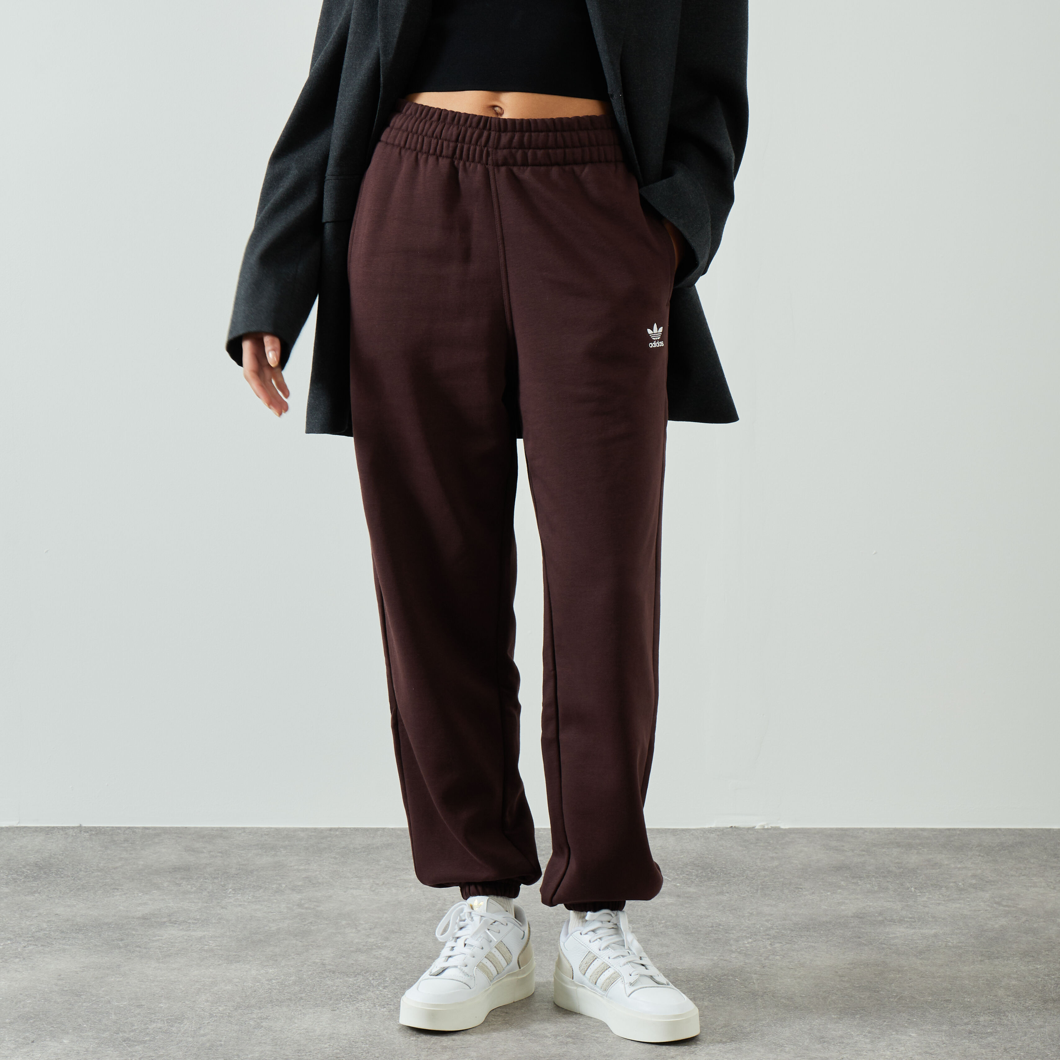 Adidas pantaloni best sale donna marrone