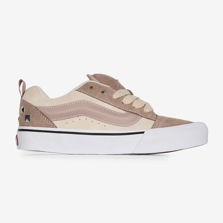 KNU SKOOL STUDS : BEIGE