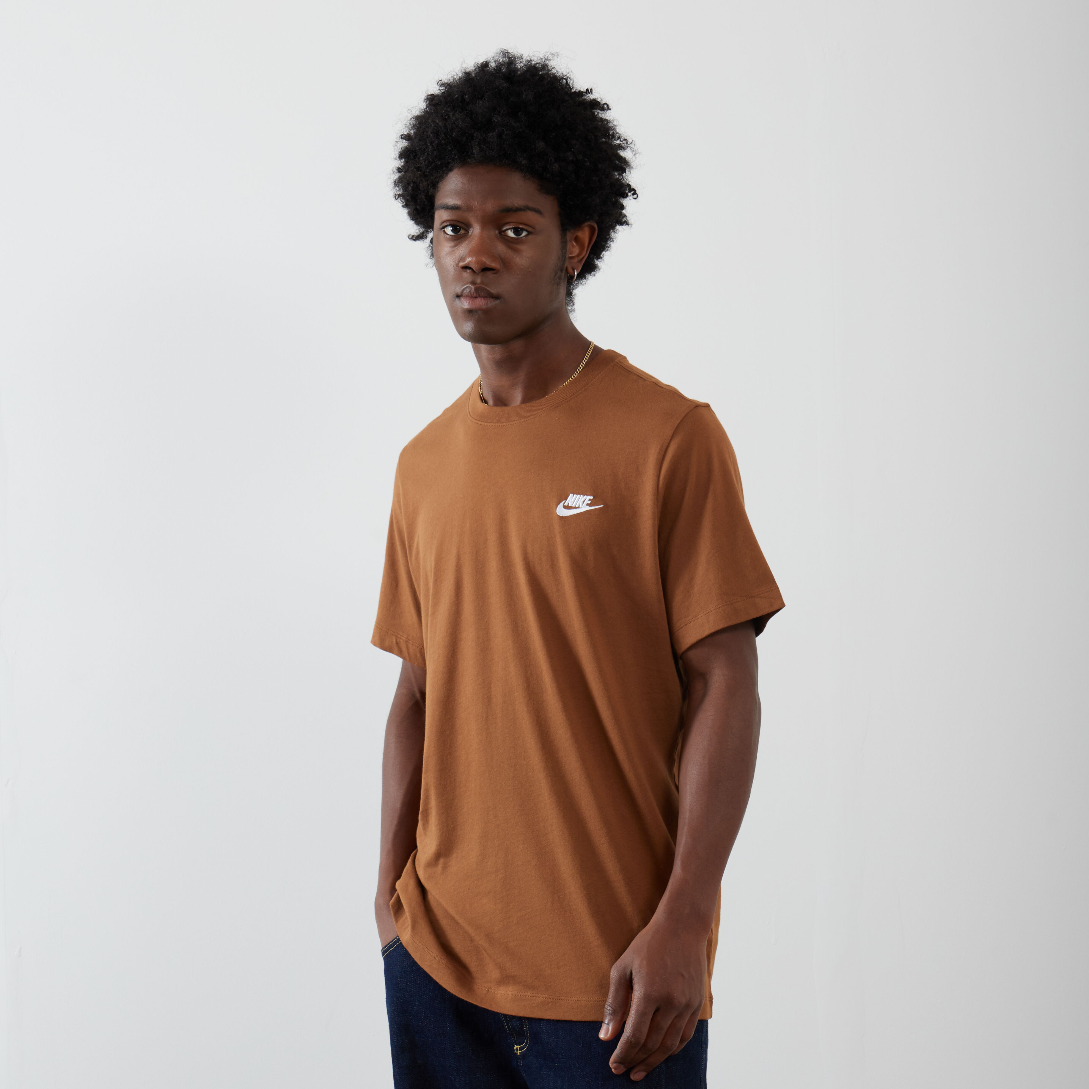 T shirt nike uomo marrone clearance