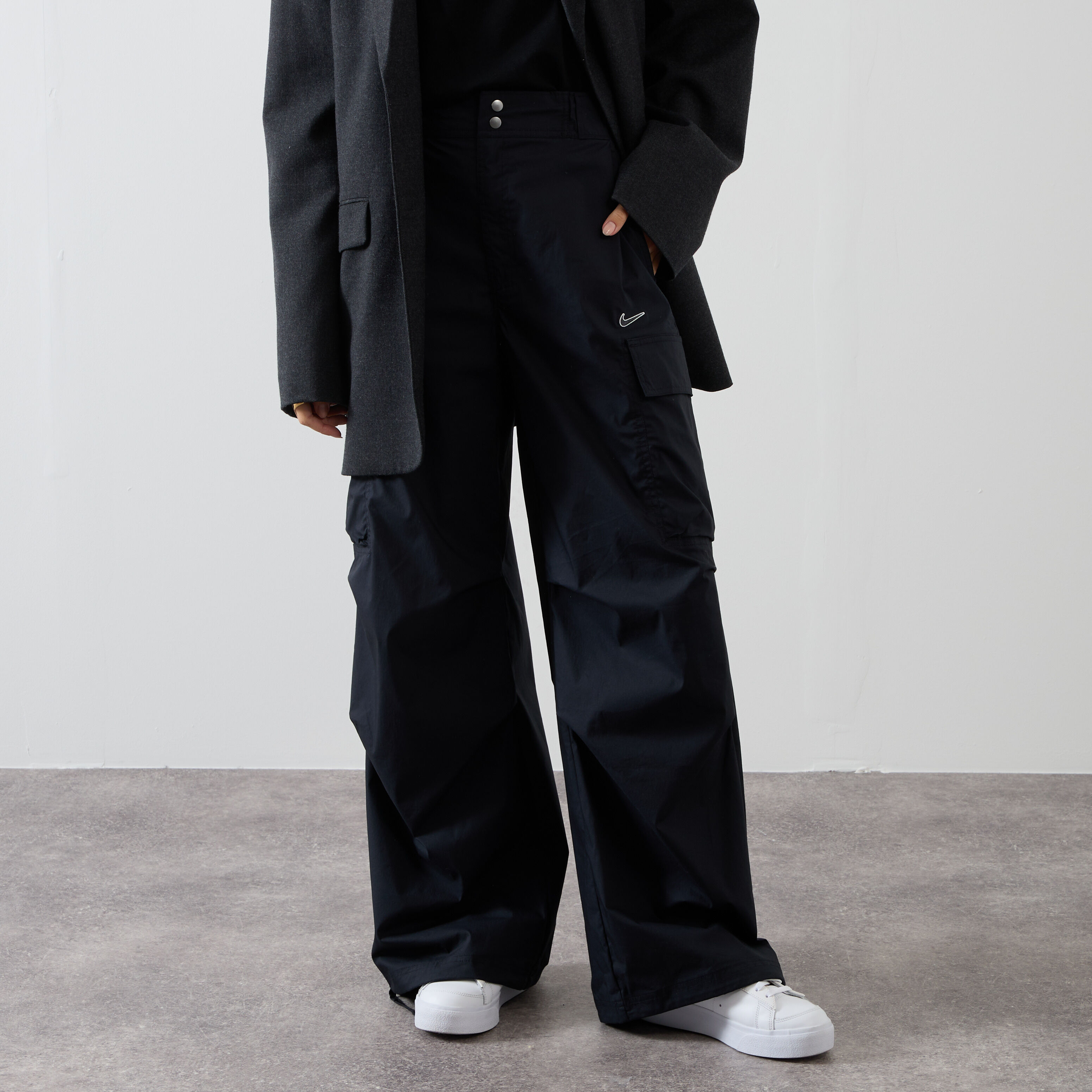 Pantaloni nike donna online new arrivals