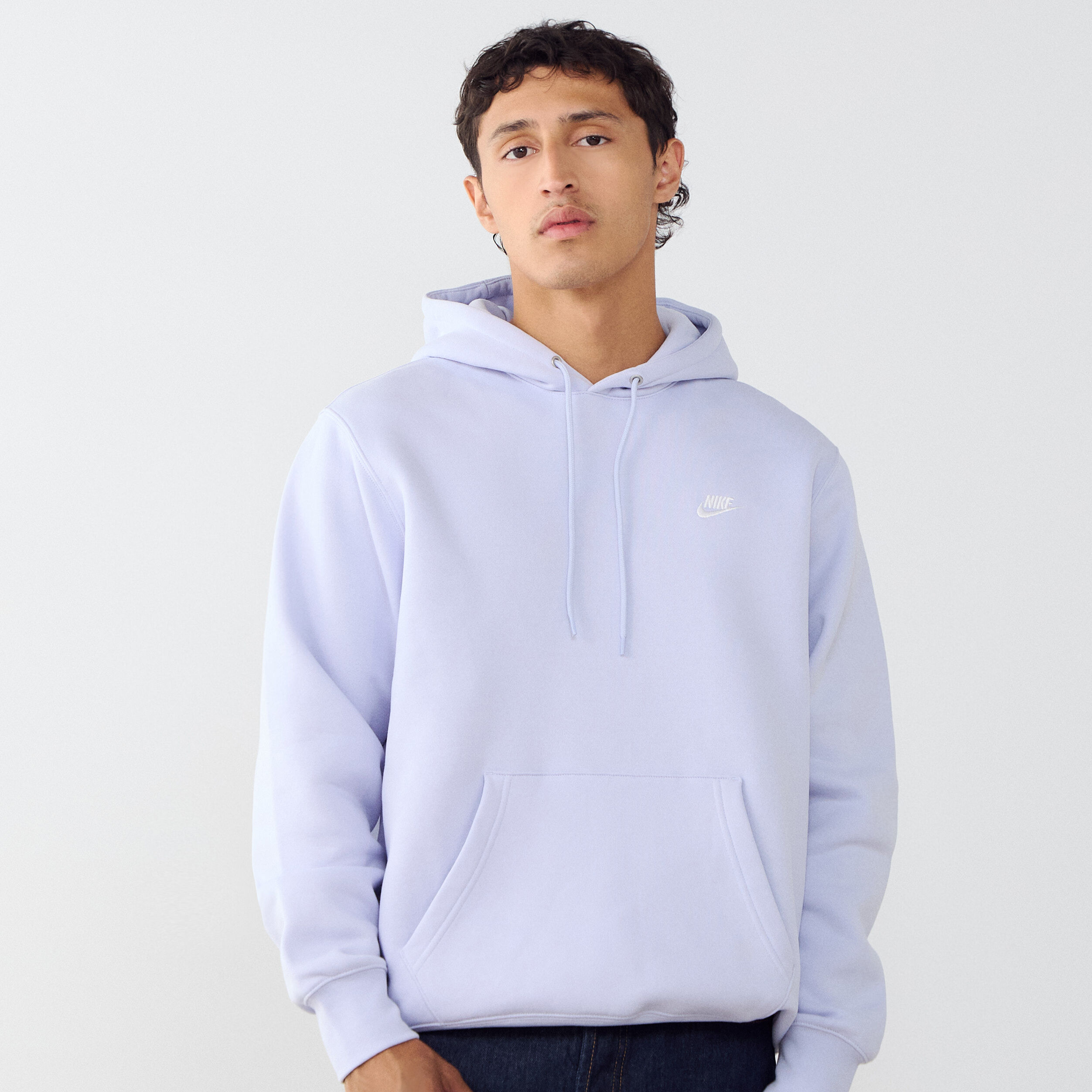 NIKE HOODIE CLUB SMALL LOGO LILLA - FELPE UOMO | Courir.it