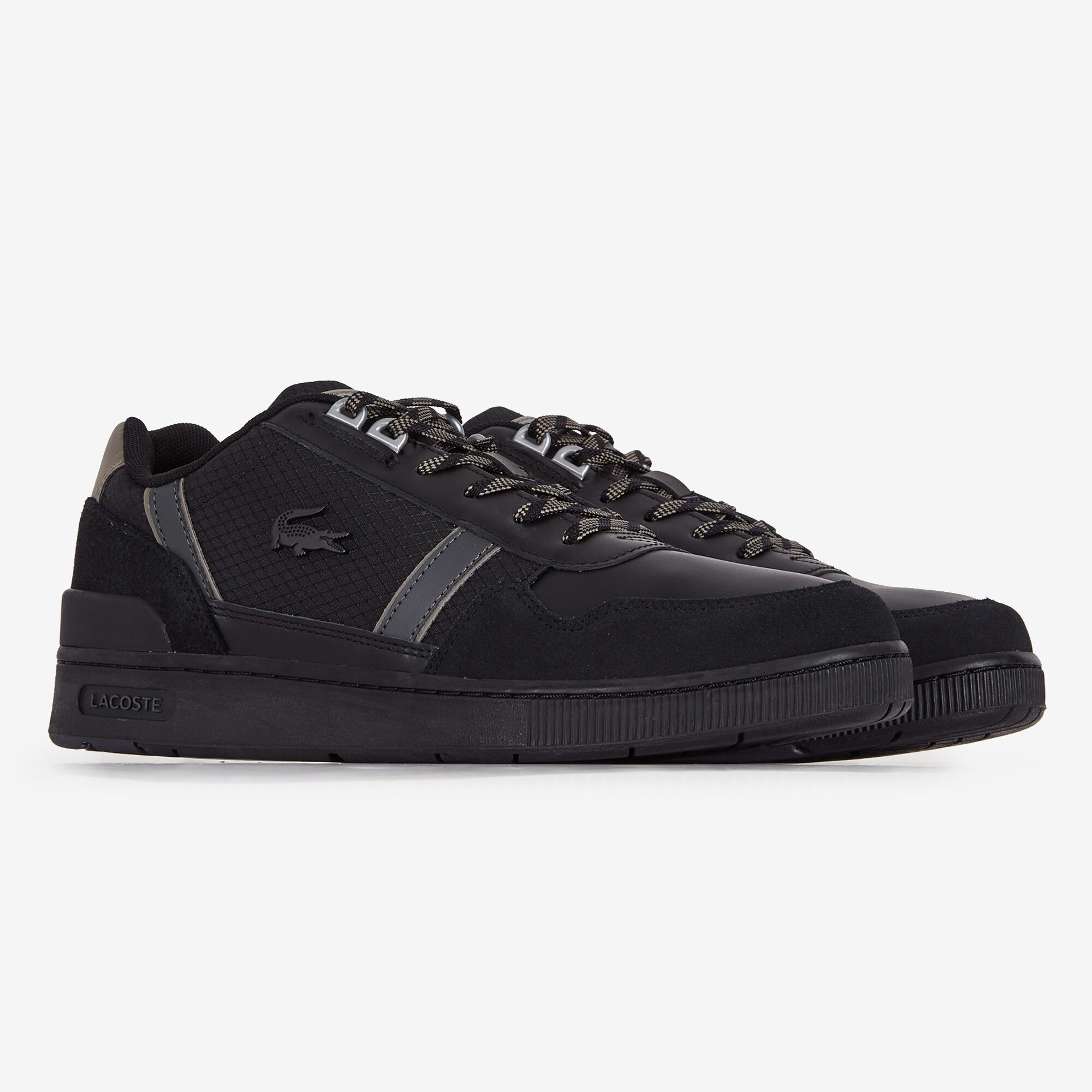 Sneakers e scarpe sportive LACOSTE OUTLET fino al 50 Courir