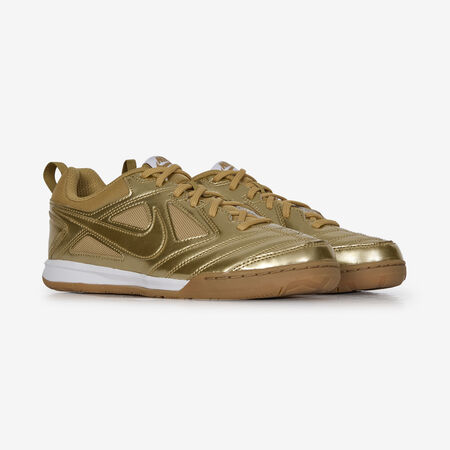 NIKE GATO DORATO RAGAZZO