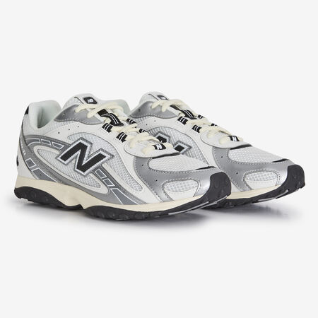 NEW BALANCE 204 204 BIANCO/NERO UOMO