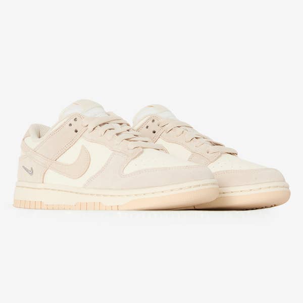 DUNK LOW SUEDE MINI SWOOSH