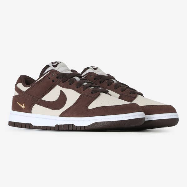 DUNK LOW SUEDE MINI SWOOSH