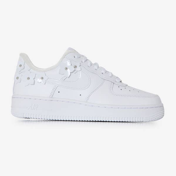 AIR FORCE 1 LOW FLORETTE