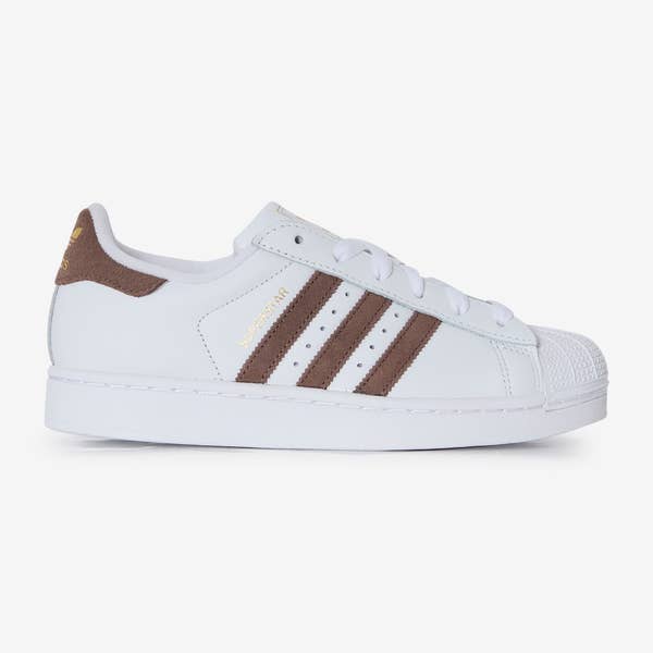 SUPERSTAR