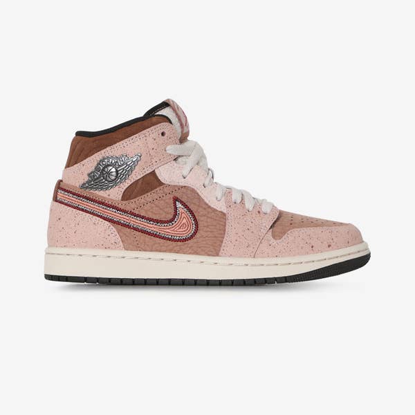AIR JORDAN 1 MID DIA DE LOS MUERTOS