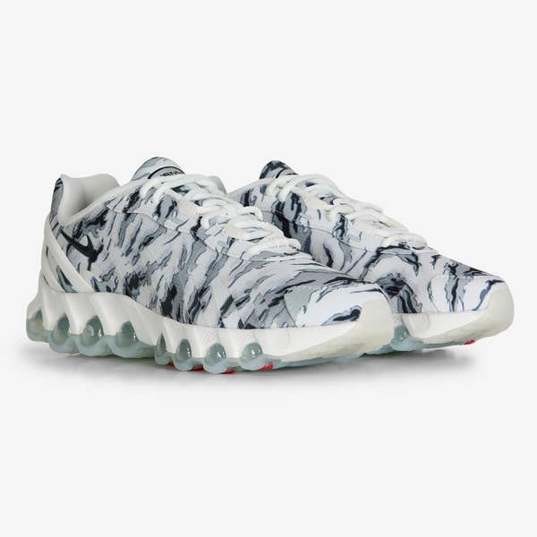 AIR MAX DN8