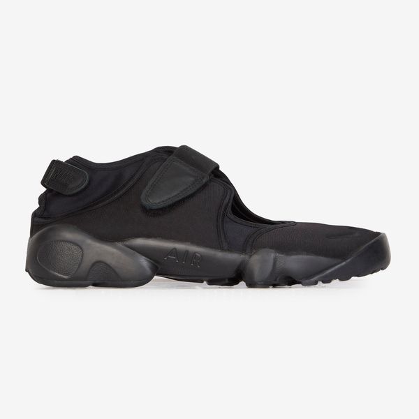 AIR RIFT