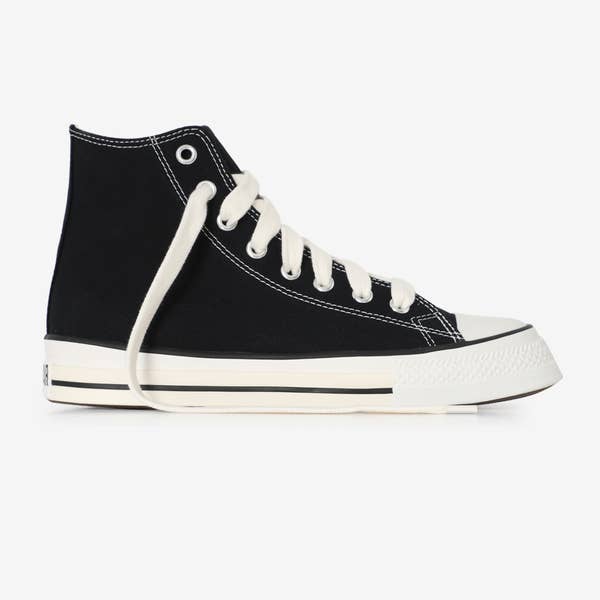 CHUCK TAYLOR HI THROWBACK