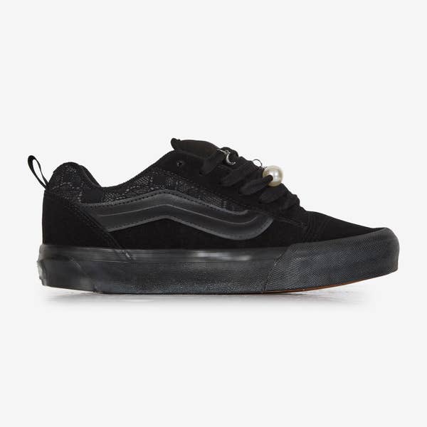 KNU SKOOL CHARMS NOIR