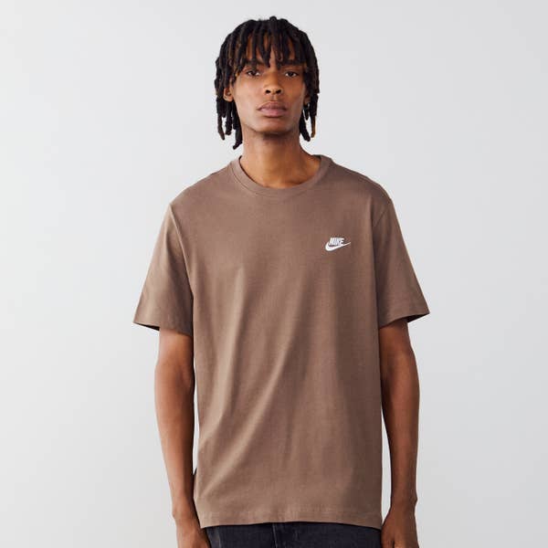 TEE SHIRT CLUB