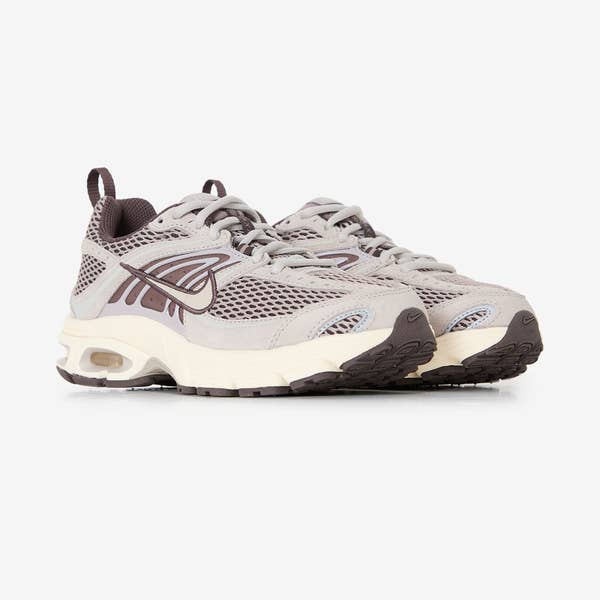AIR MAX MOTO 2K SUEDE