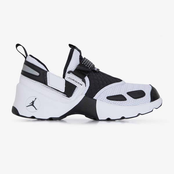 JORDAN TRUNNER LX