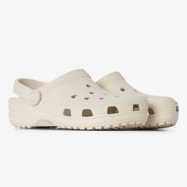 CLASSIC HEARTS CUT OUT CLOG
