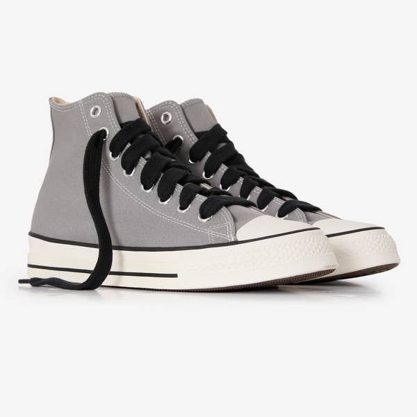 CHUCK TAYLOR HI THROWBACK