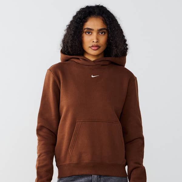 HOODIE STUDIO CENTERED LOGO