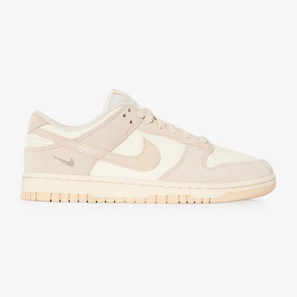 DUNK LOW SUEDE MINI SWOOSH