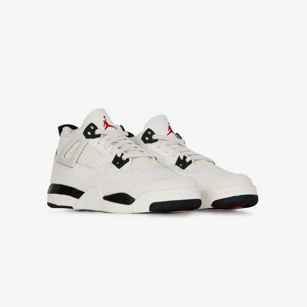 JORDAN 4 FLIGHT CLUB