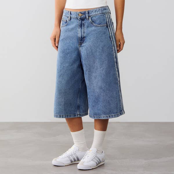 SHORT LONG ADICOLOR DENIM