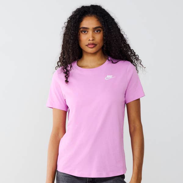 TEE SHIRT CLUB