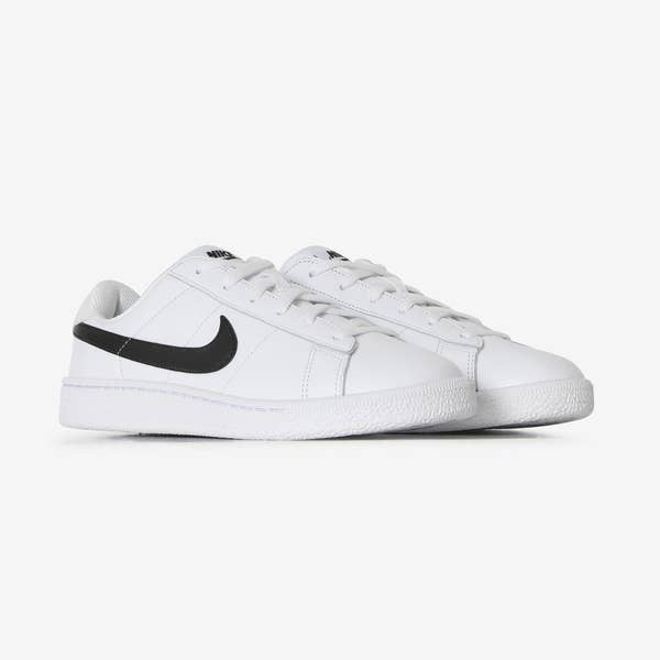 TENNIS CLASSIC
