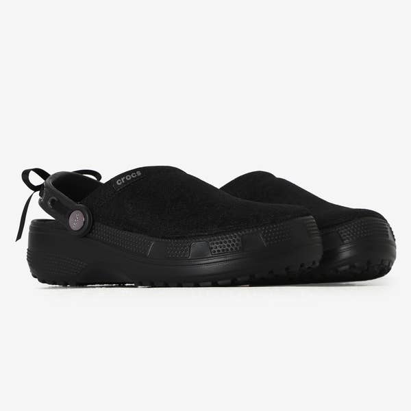 CLASSIC CRAFTED LACE CLOG