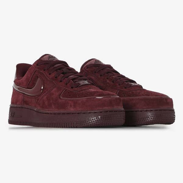 AIR FORCE 1 LOW SUEDE
