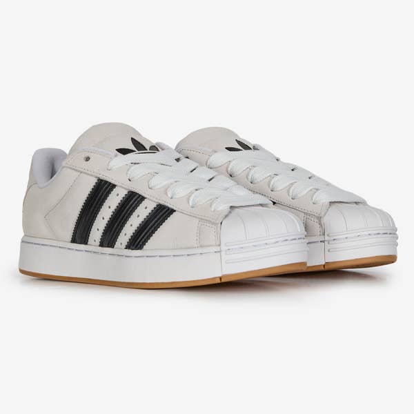 SUPERSTAR ST