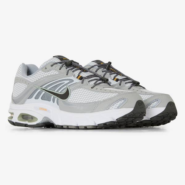 AIR MAX MOTO 2K
