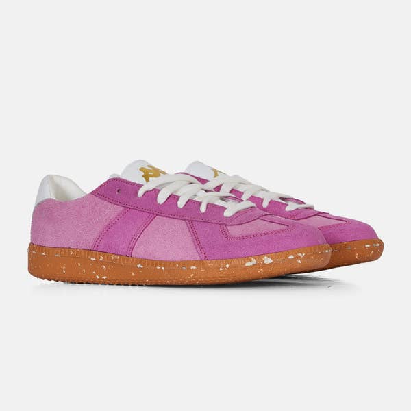 SOCCER TRAINER
