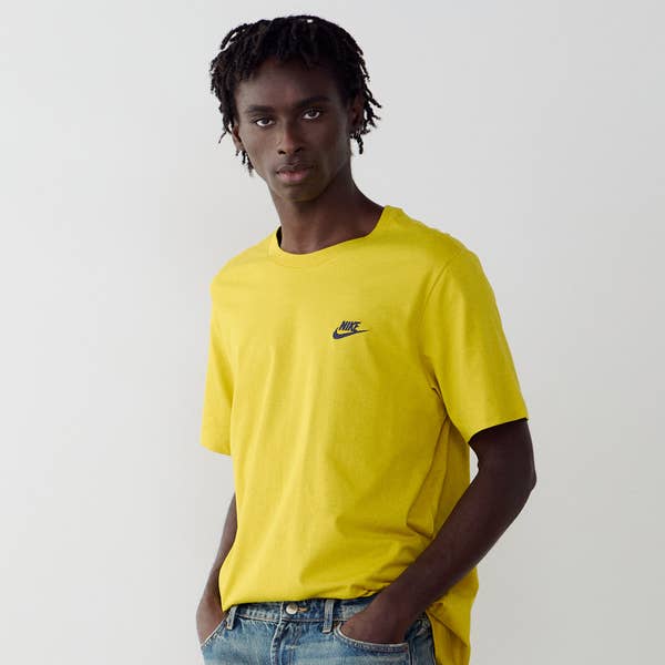 TEE SHIRT CLUB