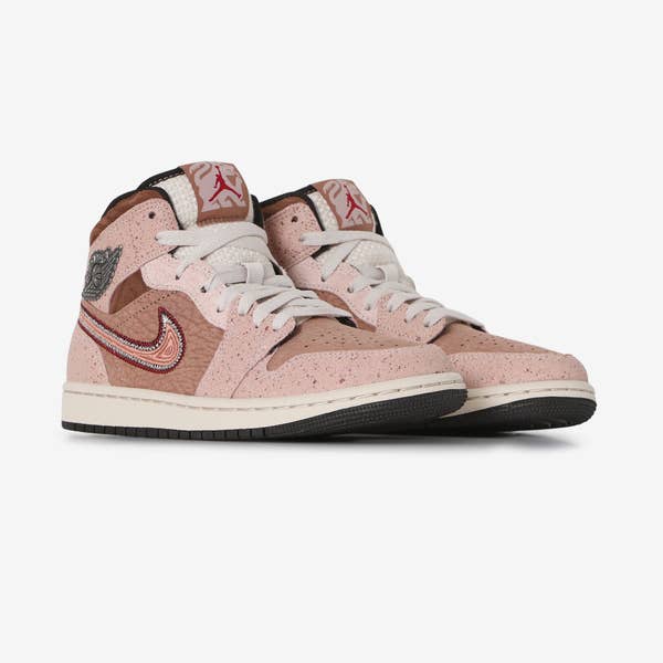 AIR JORDAN 1 MID DIA DE LOS MUERTOS