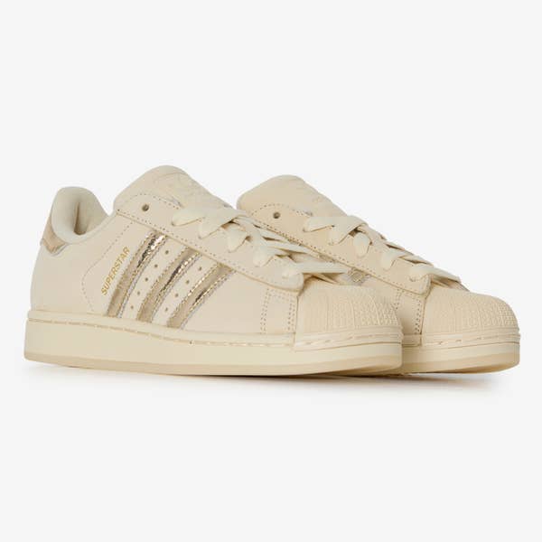 SUPERSTAR