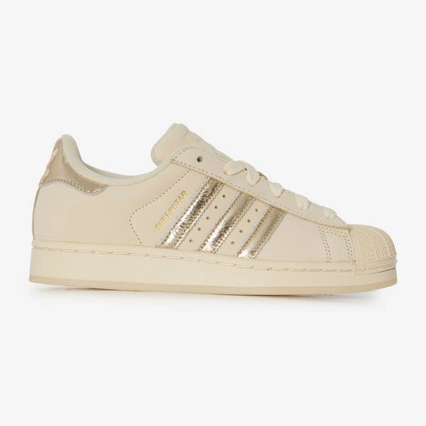 SUPERSTAR