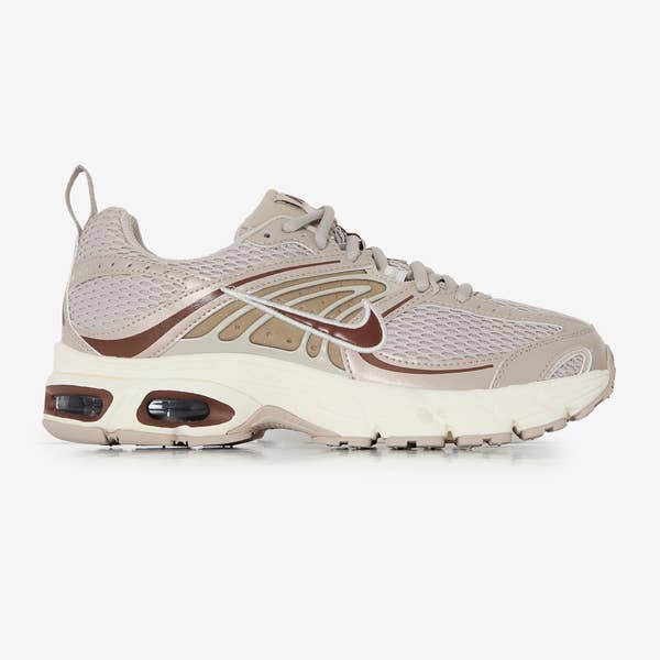 AIR MAX MOTO 2K